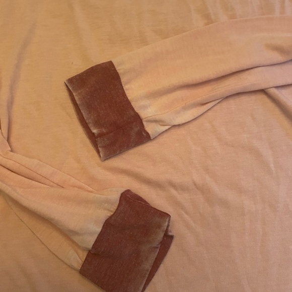 Treasure & Bound long sleeve distress tshirt - Picture 7 of 8